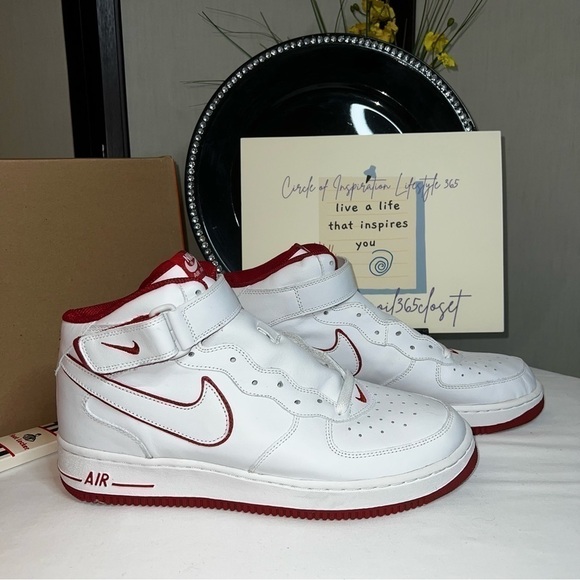 NEW Vintage Men’s 2002 Nike Air Force 1 Mid OG Size 12 White Varsity Red - Picture 4 of 14